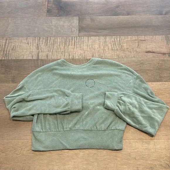 Gilly Hicks Cropped Sweater - Picture 3 of 5